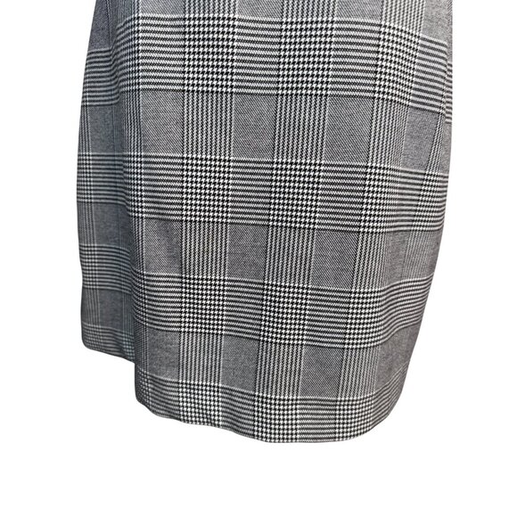 2/$30 ZARA XS Black & White Plaid Skirt Button Details - Picture 10 of 13